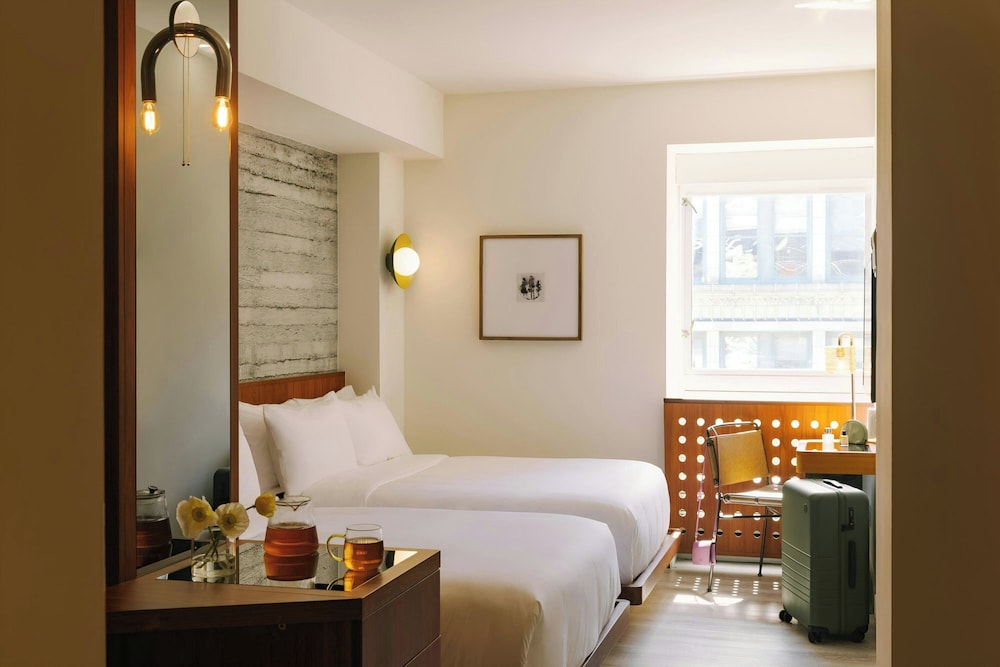 Standard Room photo 1
