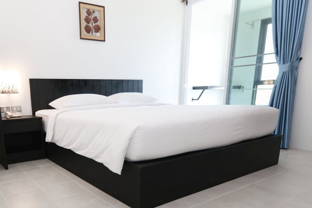 Standard Single Room - Photo 9