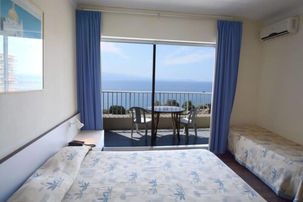 Triple Room, Sea View - Photo 5