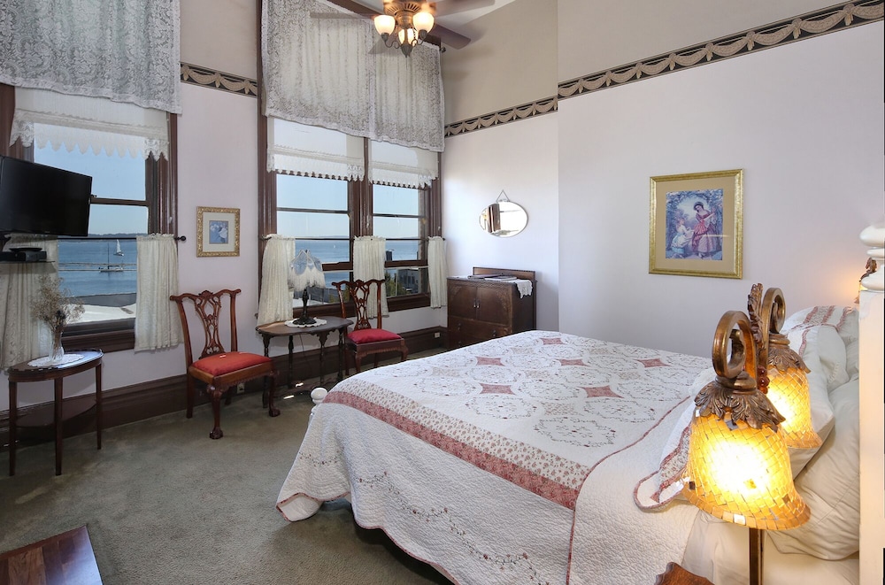 Premium Room (2nd and 3rd Floors) photo 2