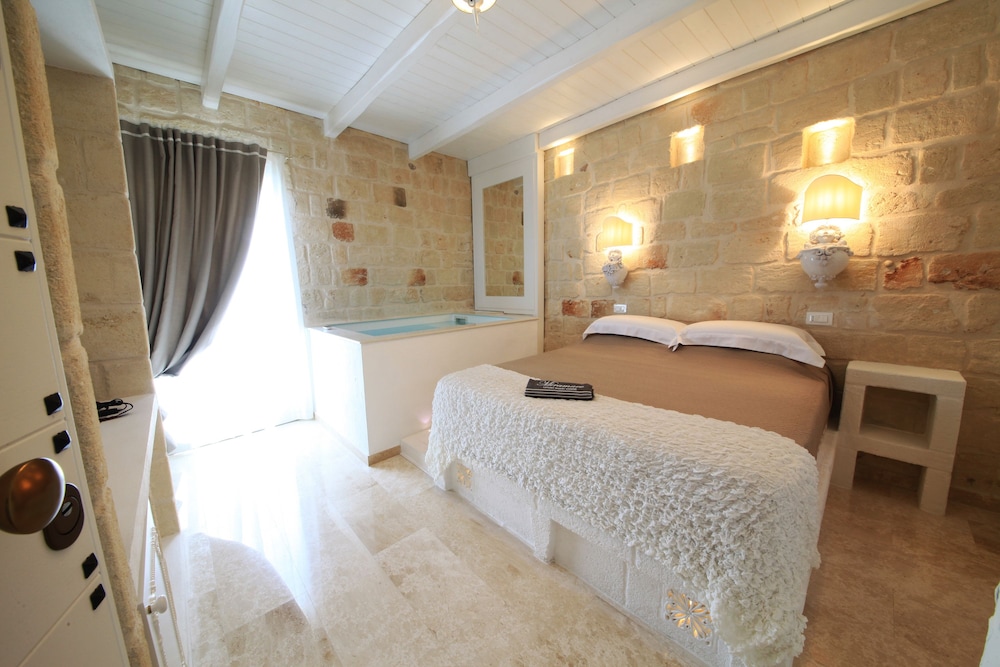Deluxe Double Room, 1 King Bed, Sea View photo 1