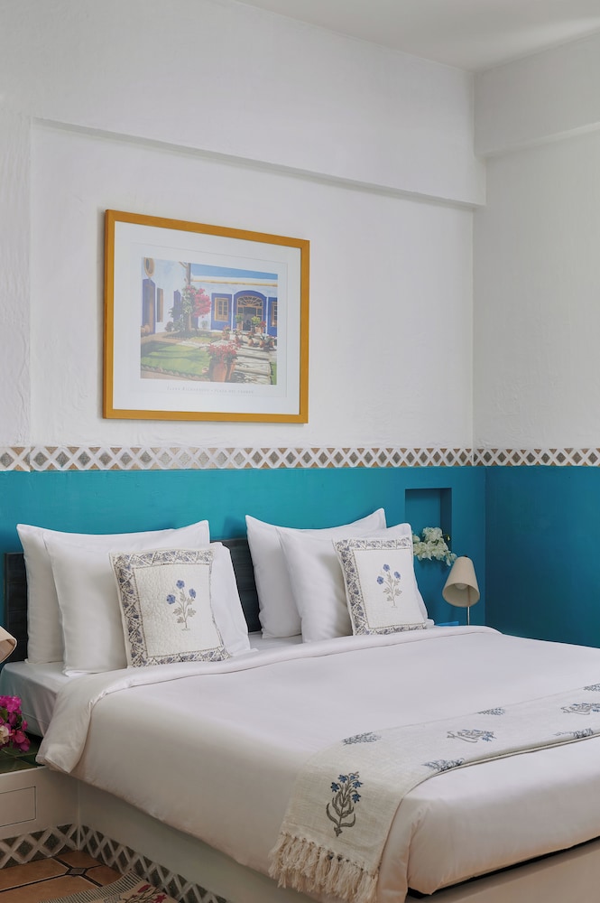 Boutique Room - Photo 9
