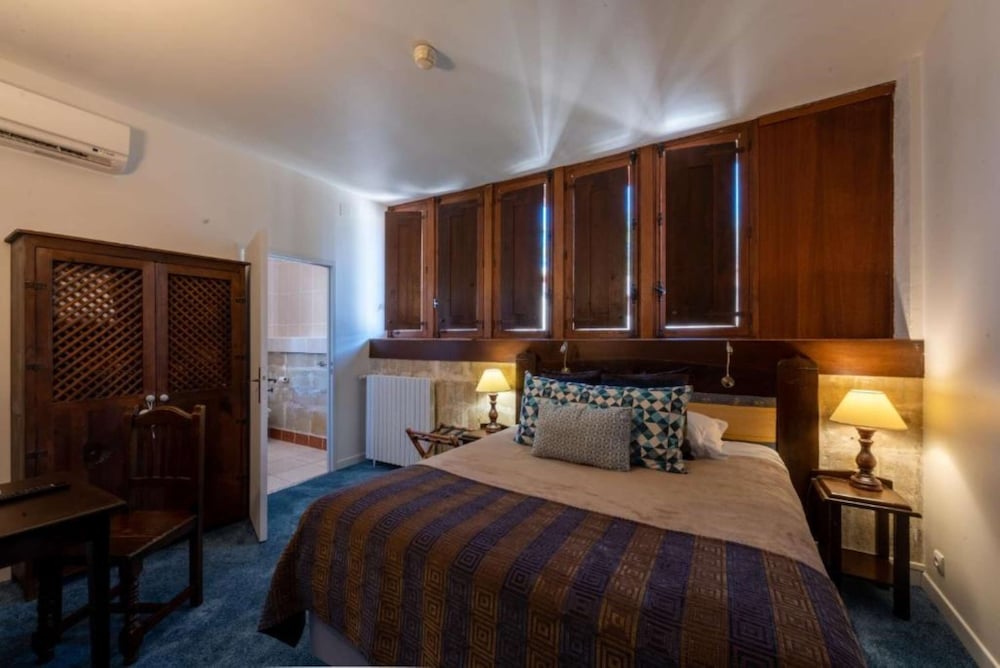 Standard Room, 1 Double Bed, Non Smoking - Photo 1