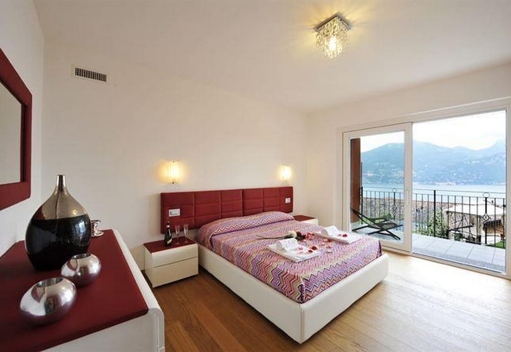 Family Townhome, Multiple Bedrooms, Mountainside (Villa Bianca - Grande)