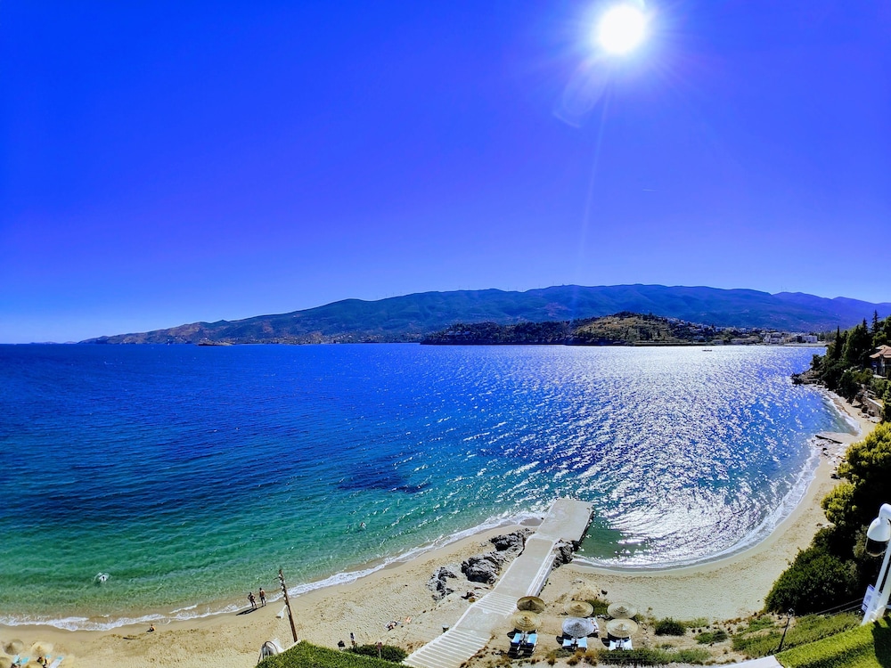 Superior Double or Twin Room, Sea View - Photo 2