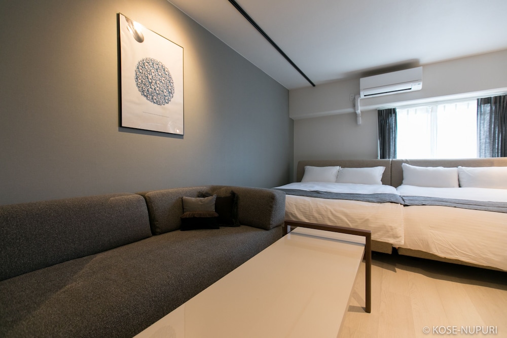 Condo, 1 Bedroom (702)