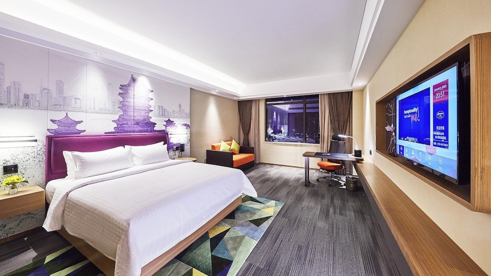 Superior Single Room, City View