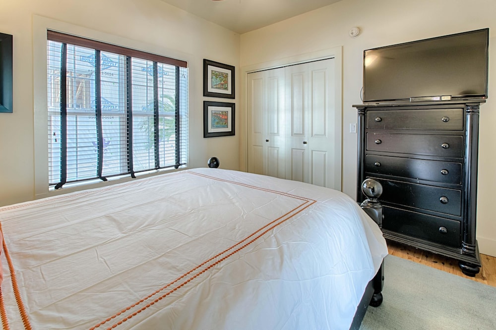House, Multiple Beds (Floridays S Shipwatch)