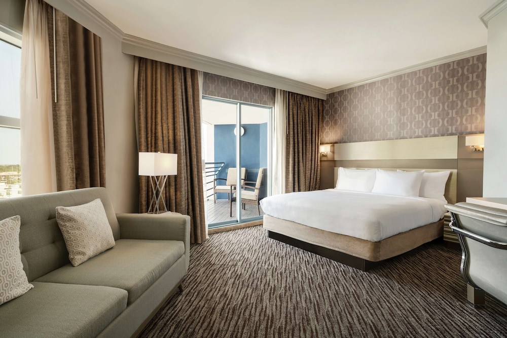 Suite, 1 Bedroom, Balcony