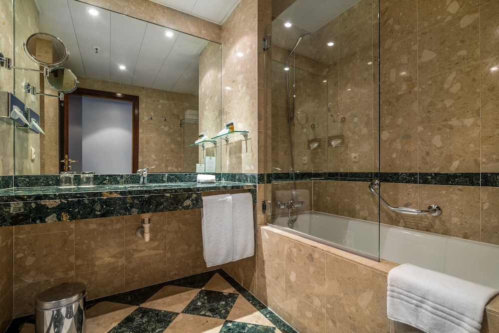 Standard Room, 2 Twin Beds, Accessible photo 3