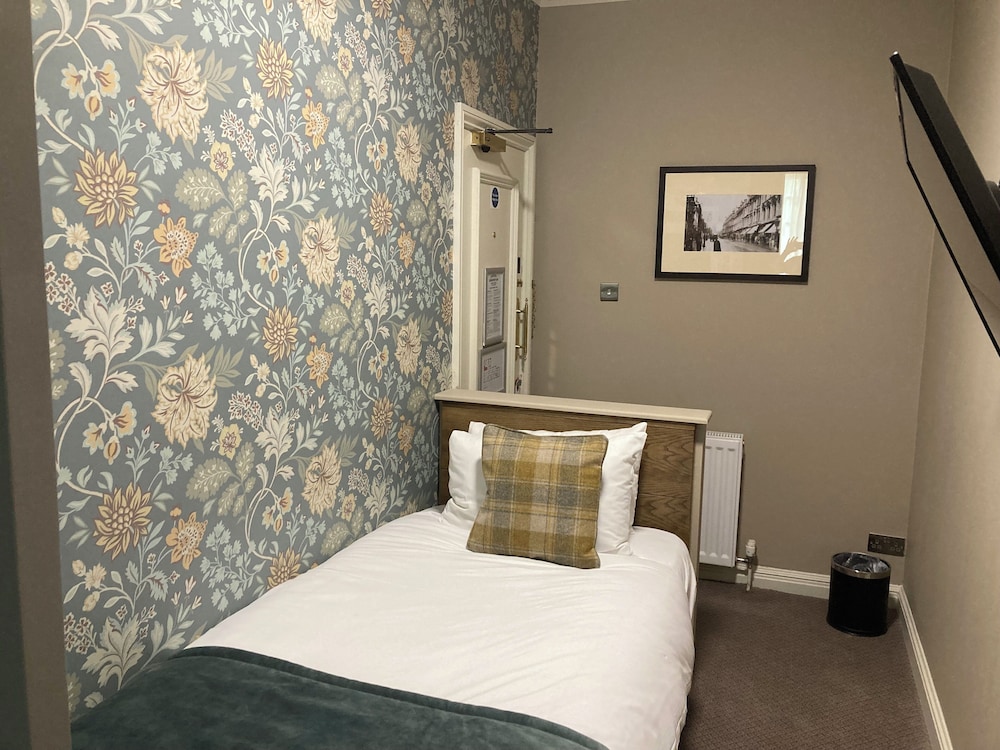 Standard Single Room, Ensuite