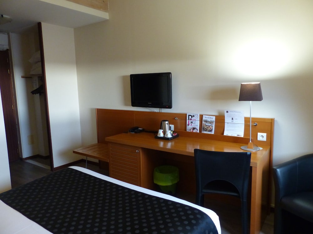 Double Room - Photo 5