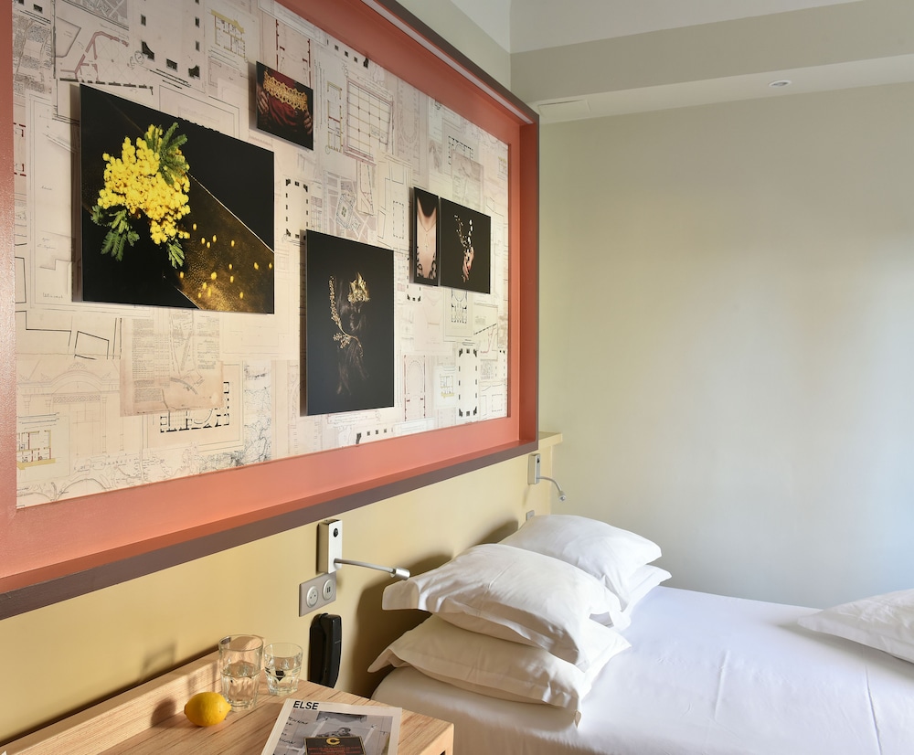 Double Room - Photo 2
