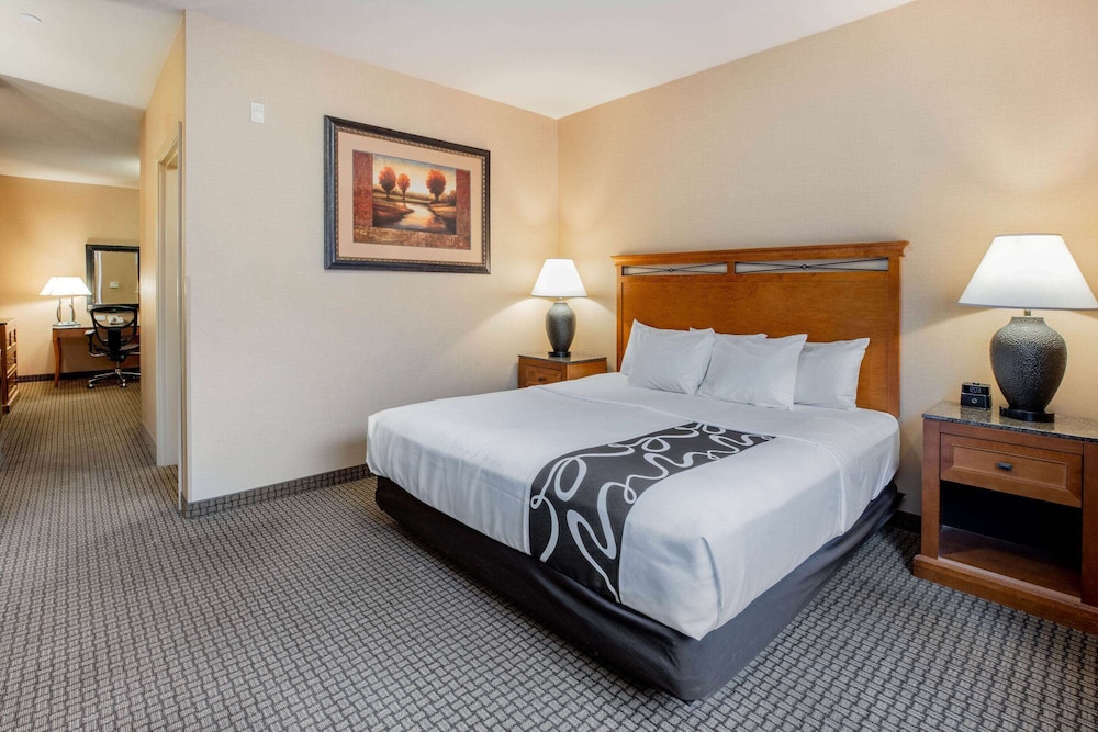 Suite, 1 Bedroom, Non Smoking - Photo 1