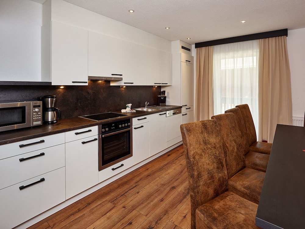 Family Apartment, 4 Bedrooms