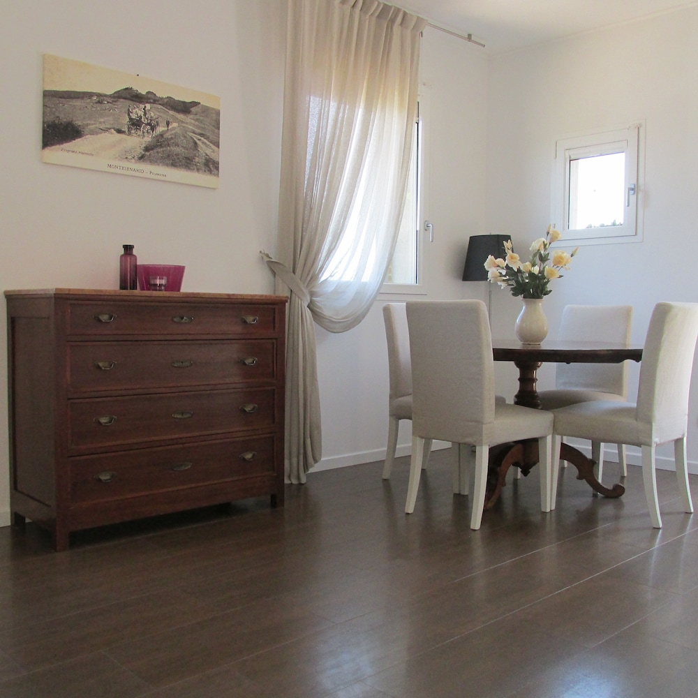 Deluxe Studio Suite, 1 Bedroom, Terrace, Hill View, photo 6