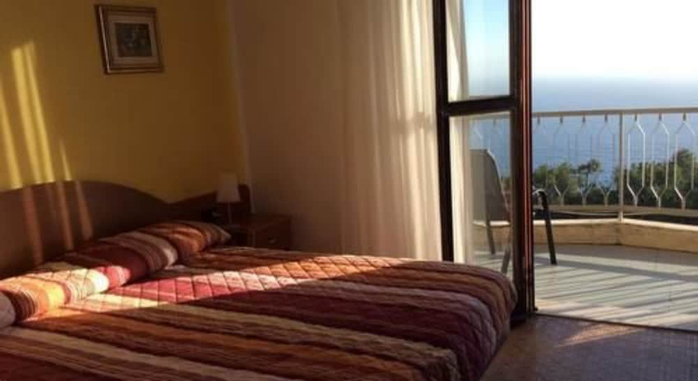 Comfort Double Room, 1 Queen Bed, Balcony, Sea View, photo 6