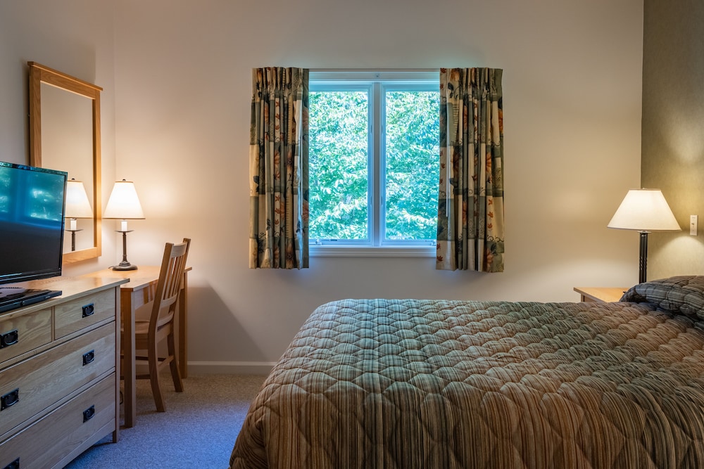 Premium Condo, 3 Bedrooms, Kitchen