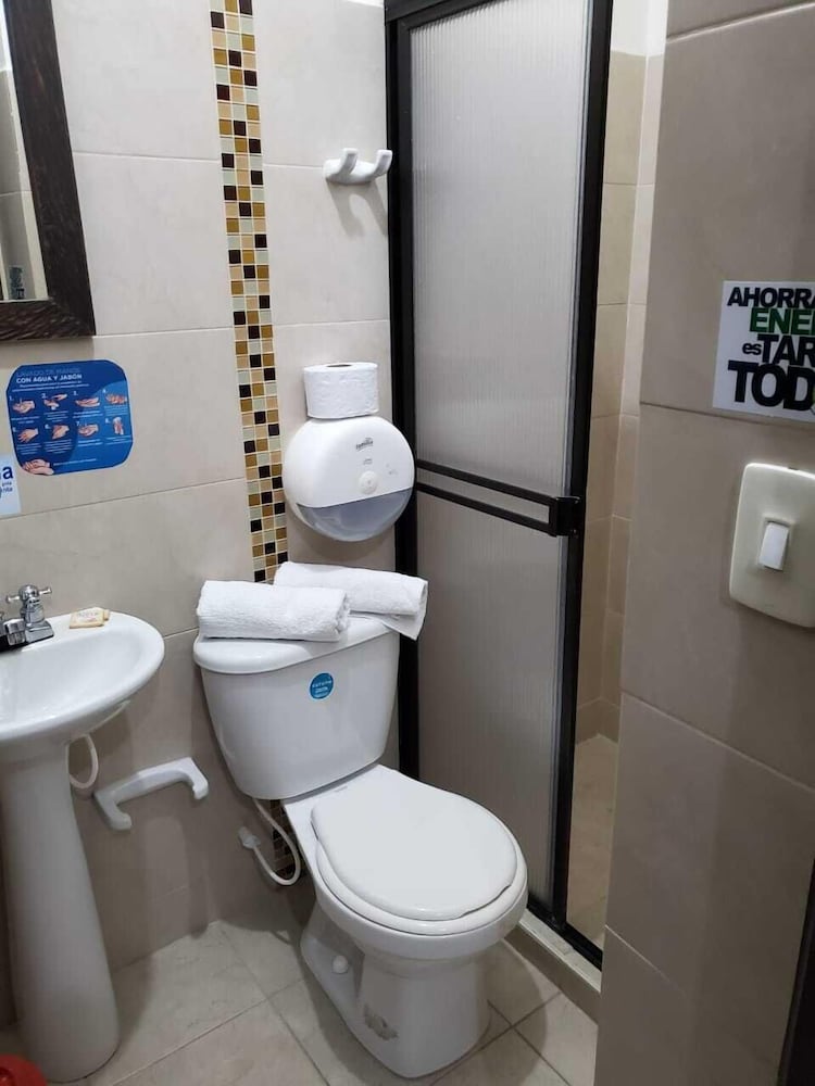 Basic Single Room photo 2