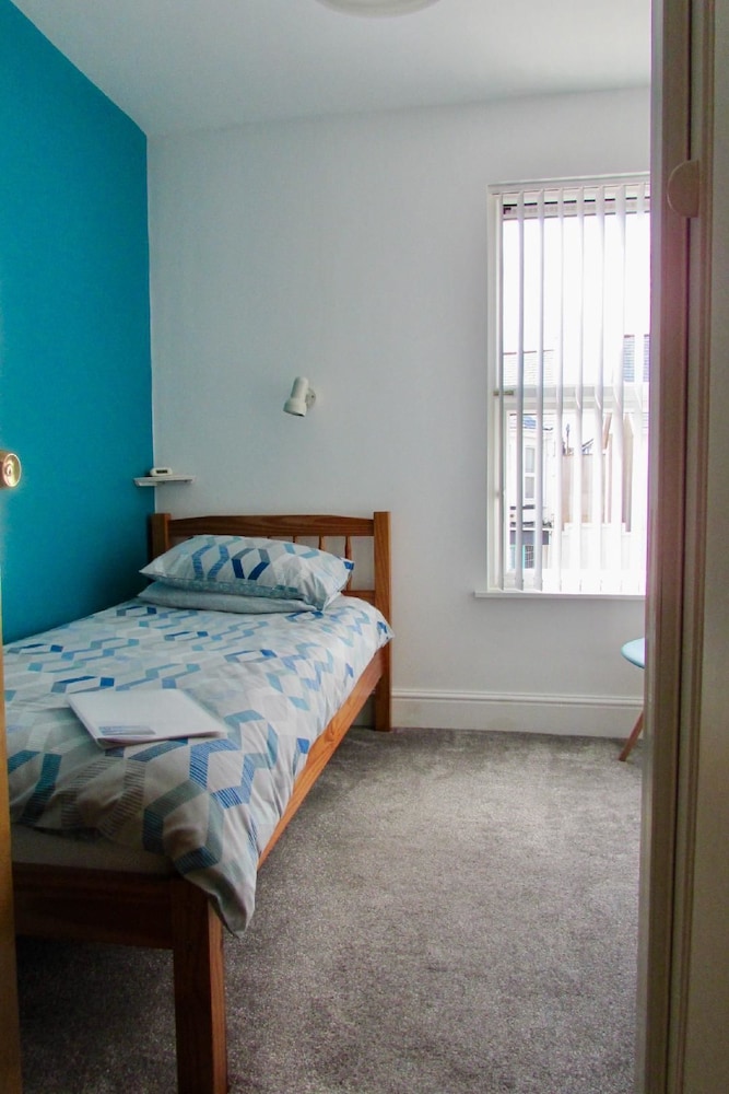Economy Single Room, Private Bathroom (External Bathroom) photo 3