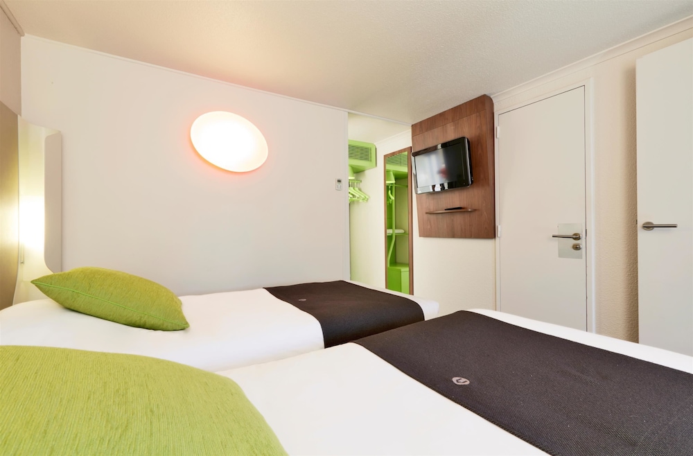 Standard Room, 2 Twin Beds (Junior Bed up to 10 years) - Photo 2