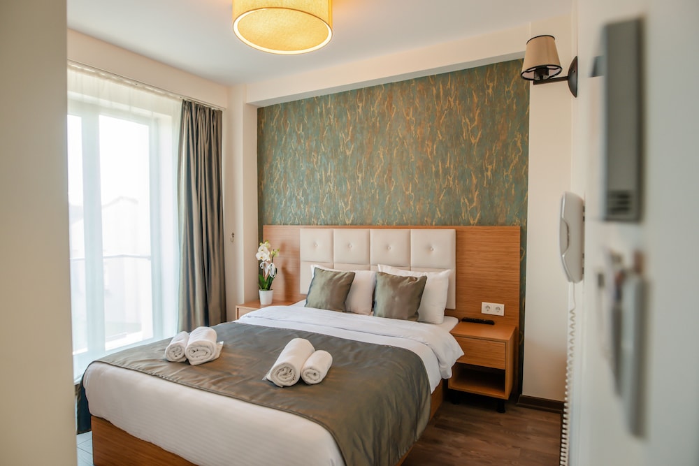 Deluxe Double Room, City View photo 1