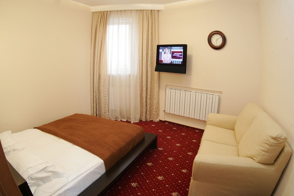 Junior Suite, 1 King Bed photo 1