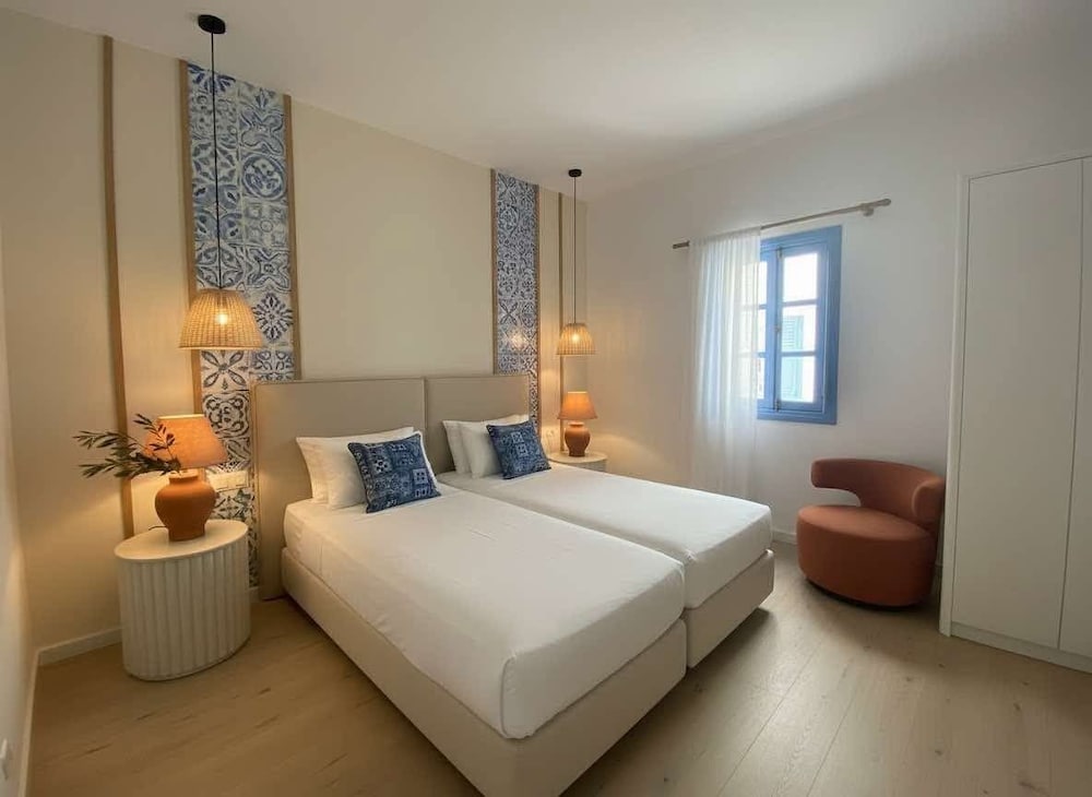 New Chapter Suite- Opening Offer