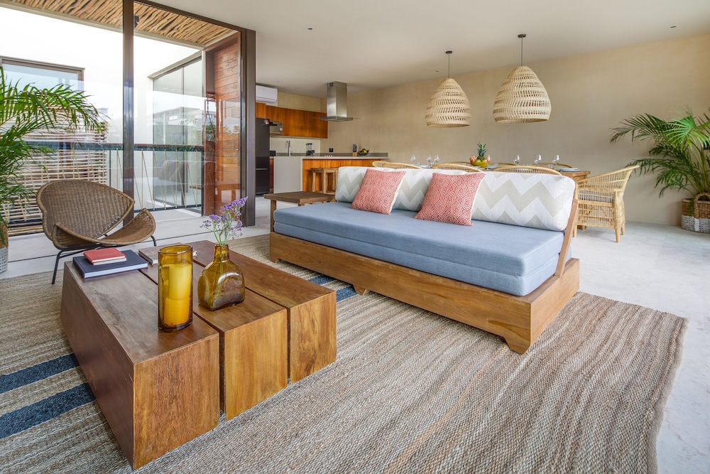 Premium Apartment, 2 Bedrooms, Private Pool, Garden View - Photo 8