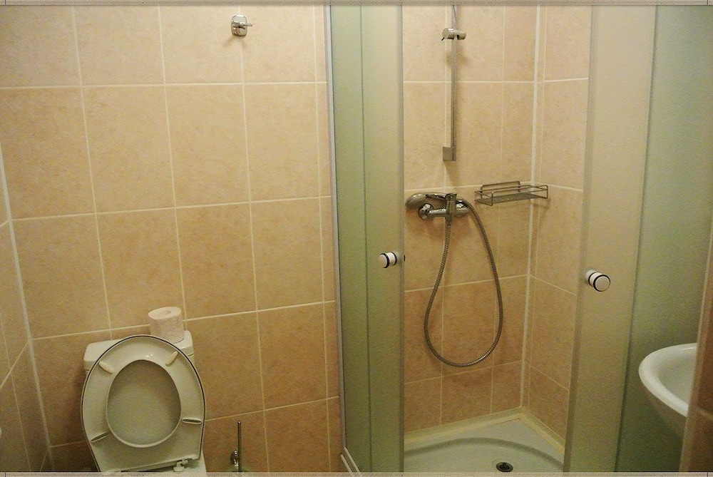 Standard Twin Room photo 3