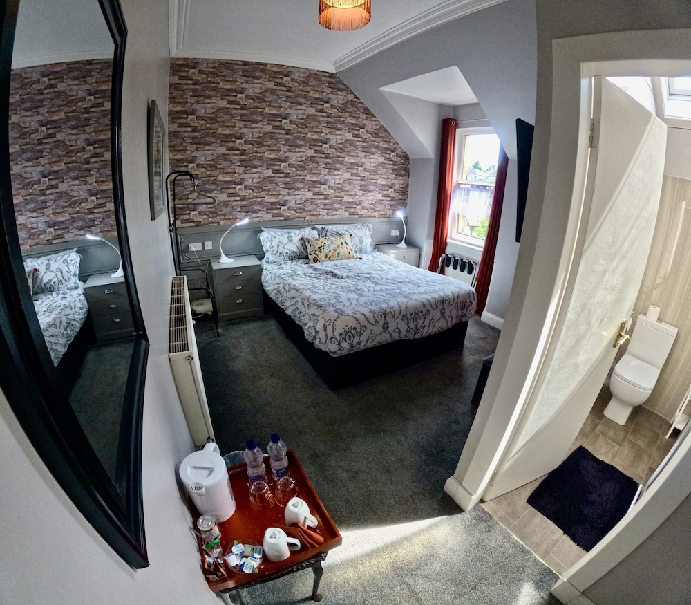 Double Room (Room 2) photo 1