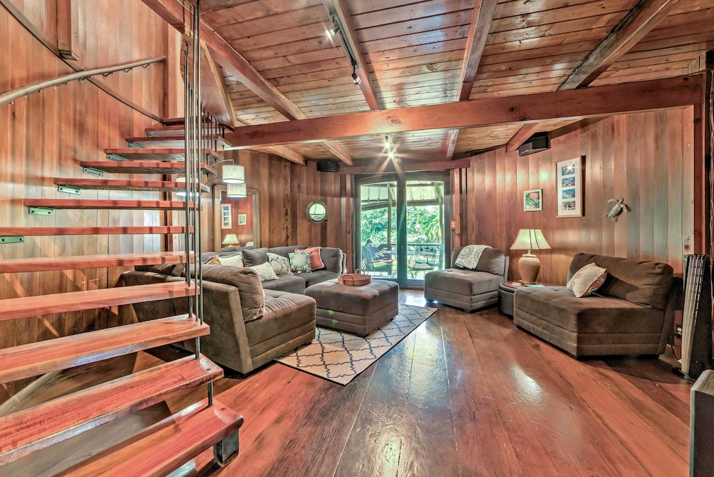 House (2 Bedrooms) photo 1