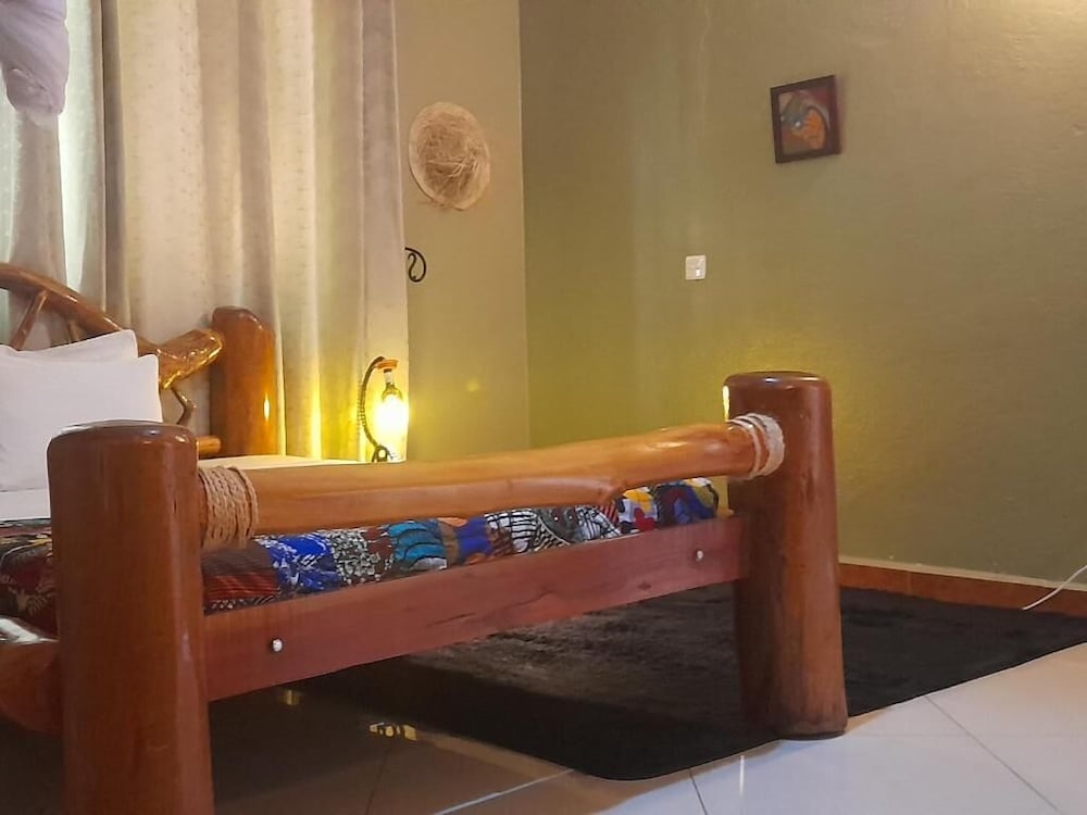 Basic Single Room photo 3