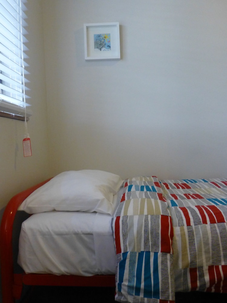 Deluxe Family Room- Balcony photo 2