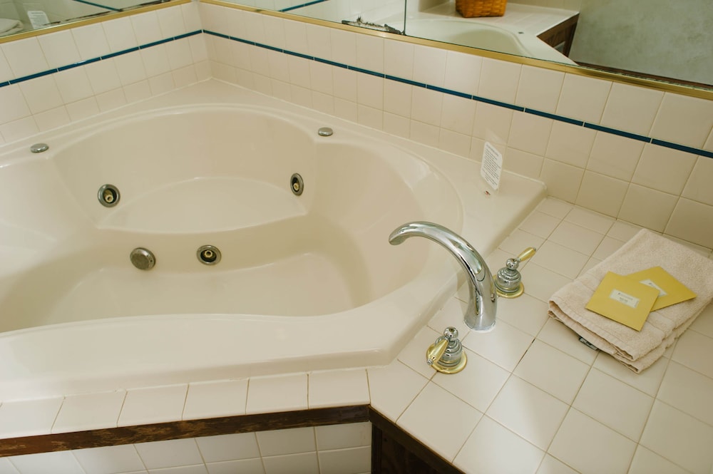 Standard Double Room, Ensuite (Wilds) photo 2