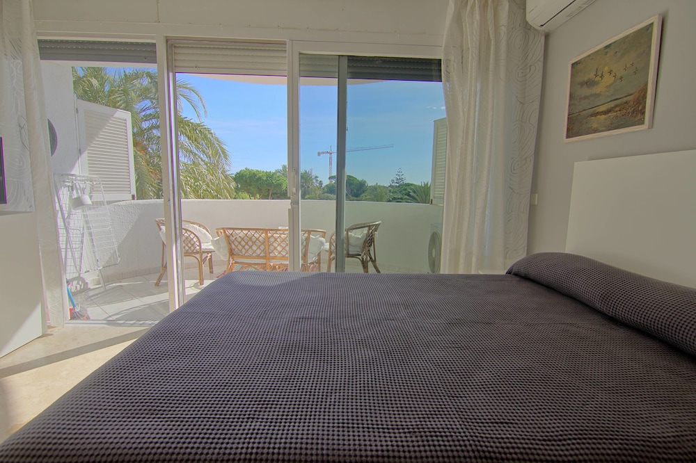 Estudio, 1 cama doble con sofá cama, balcón (Estudio 216)