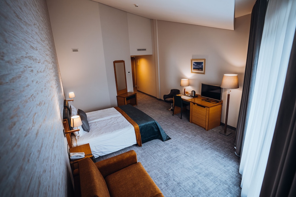 Deluxe room with balcony and SPA access photo 2