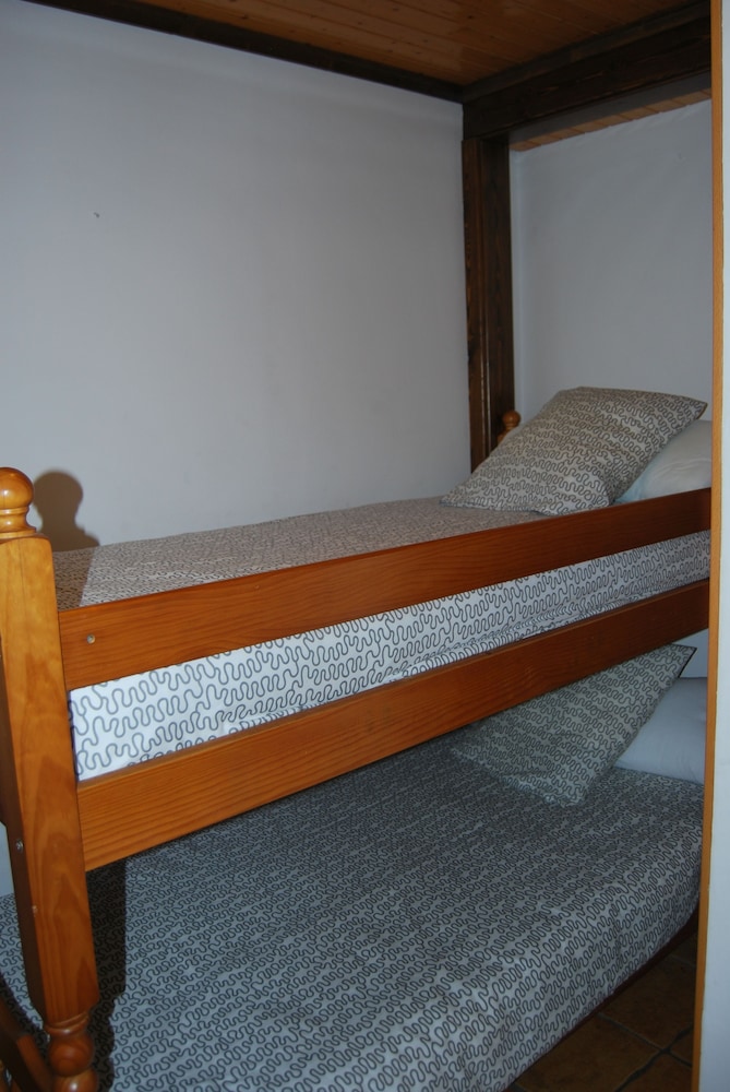 Apartment, 2 Bedrooms, Terrace photo 3