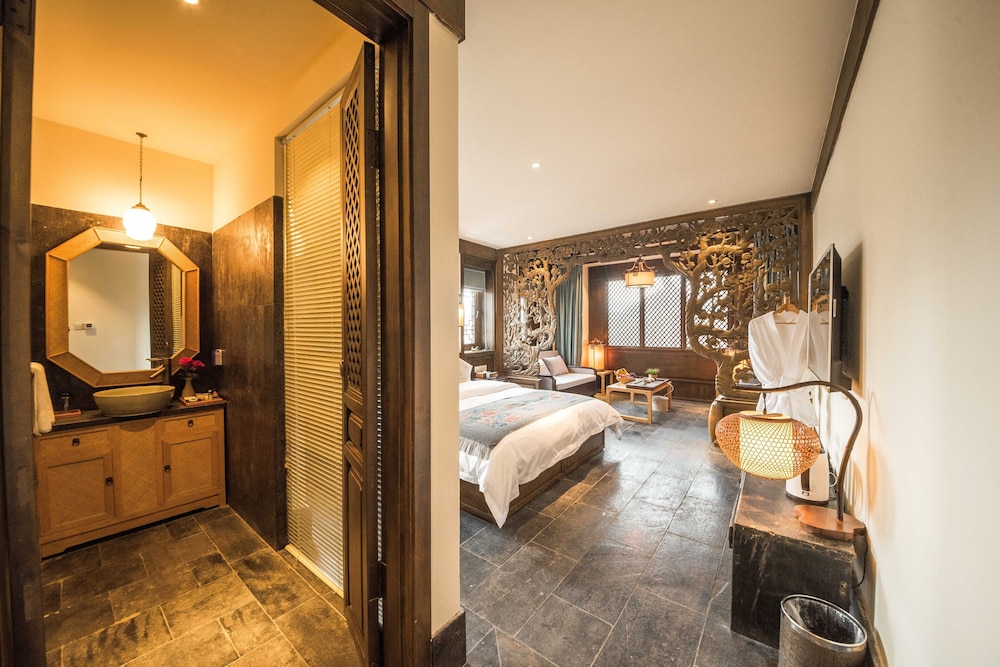 Deluxe Double Room (Mainland-Chinese Citizen Only)