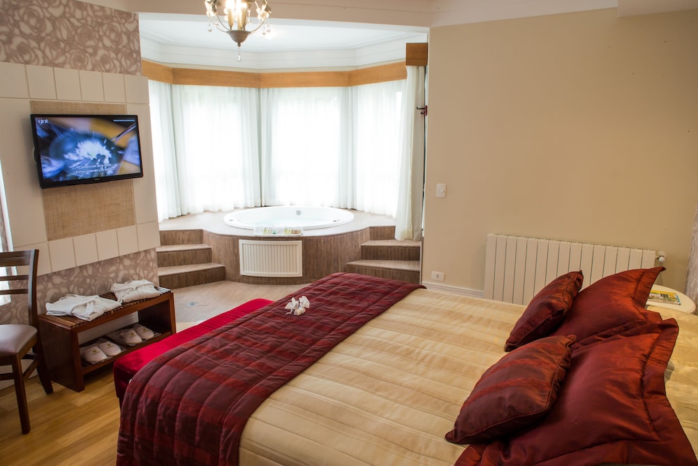 Double Room, Jetted Tub