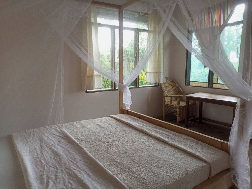 Family Cottage, 2 Bedrooms, Balcony, Garden View photo 3