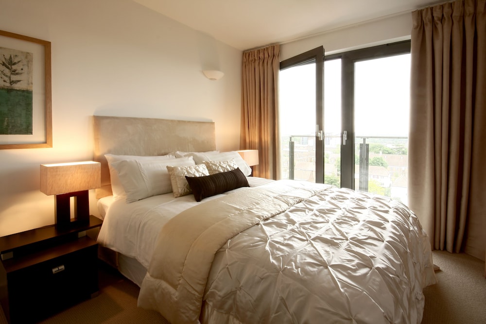 Apartment, 2 Bedrooms, 2 Bathrooms (Mosaic Sl1 2er) photo 2