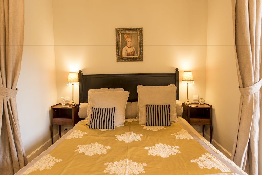 Deluxe Double Room, 1 Queen Bed (Amaury de Kergorlay) photo 3
