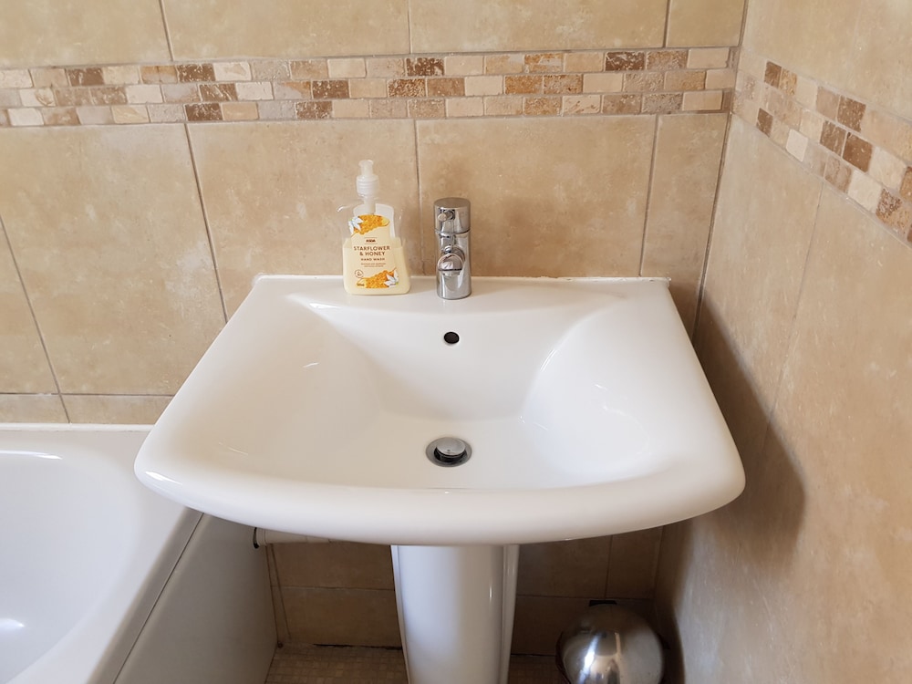 Double Room (Shared Bathroom And Kitchen) photo 2