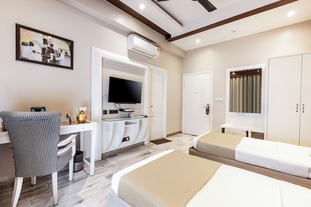 Premium Double or Twin Room, City View