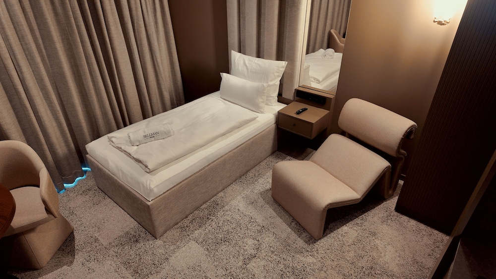 Luxury Single Room