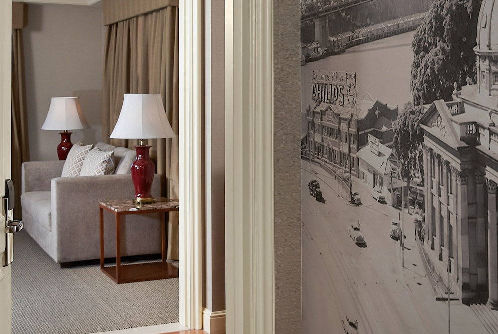 Story Bridge Suite, Riverview - Photo 3