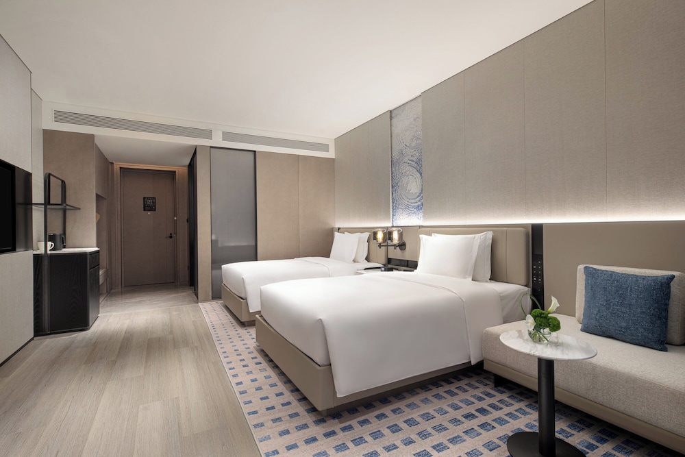 Standard Room, 2 Double Beds photo 3
