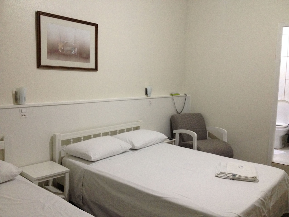 Family Triple Room photo 2