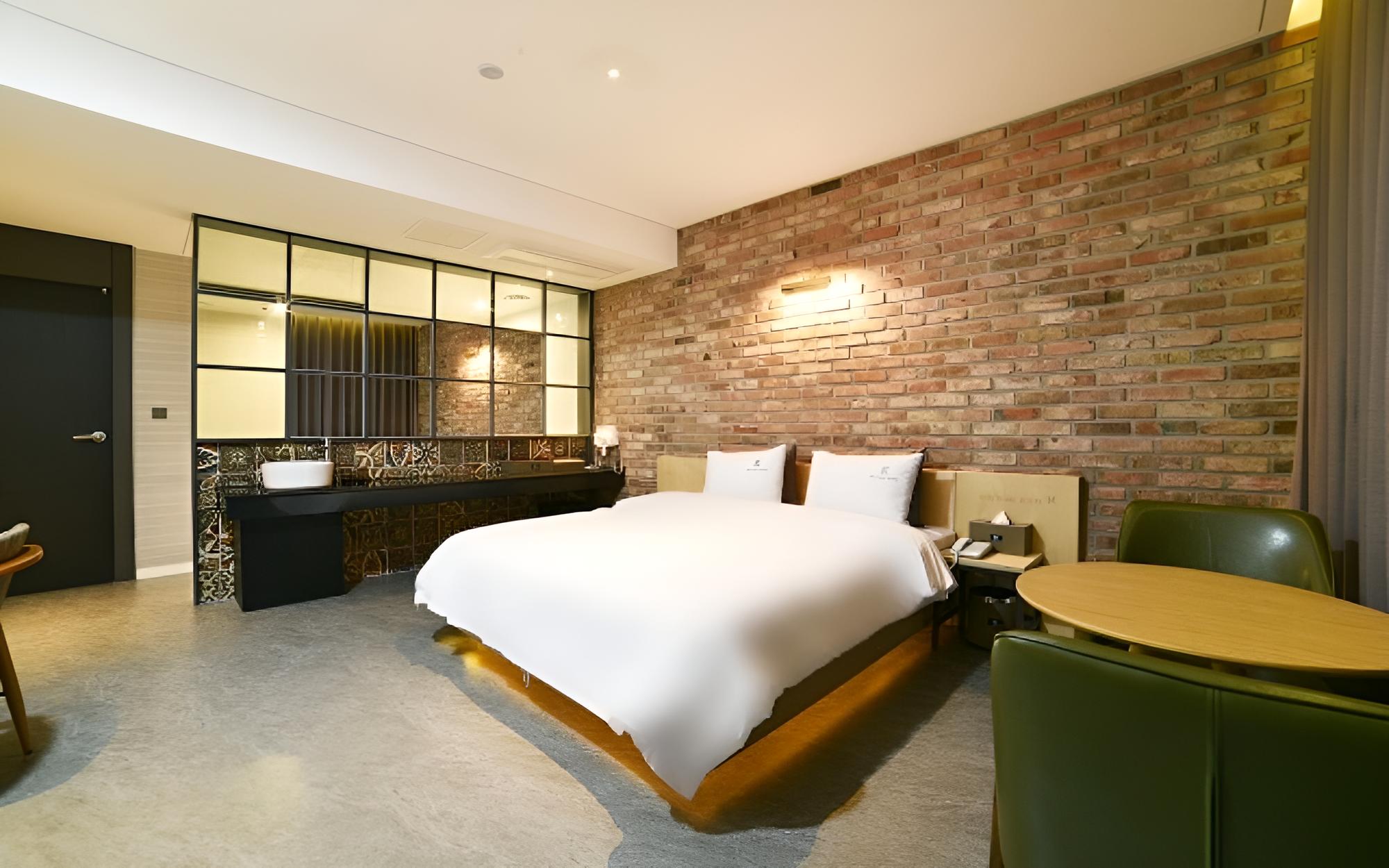 Room (Deluxe room) - Photo 7
